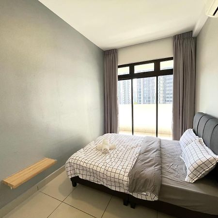 Meridin Medini By Wp Homestay Nusajaya  Dış mekan fotoğraf