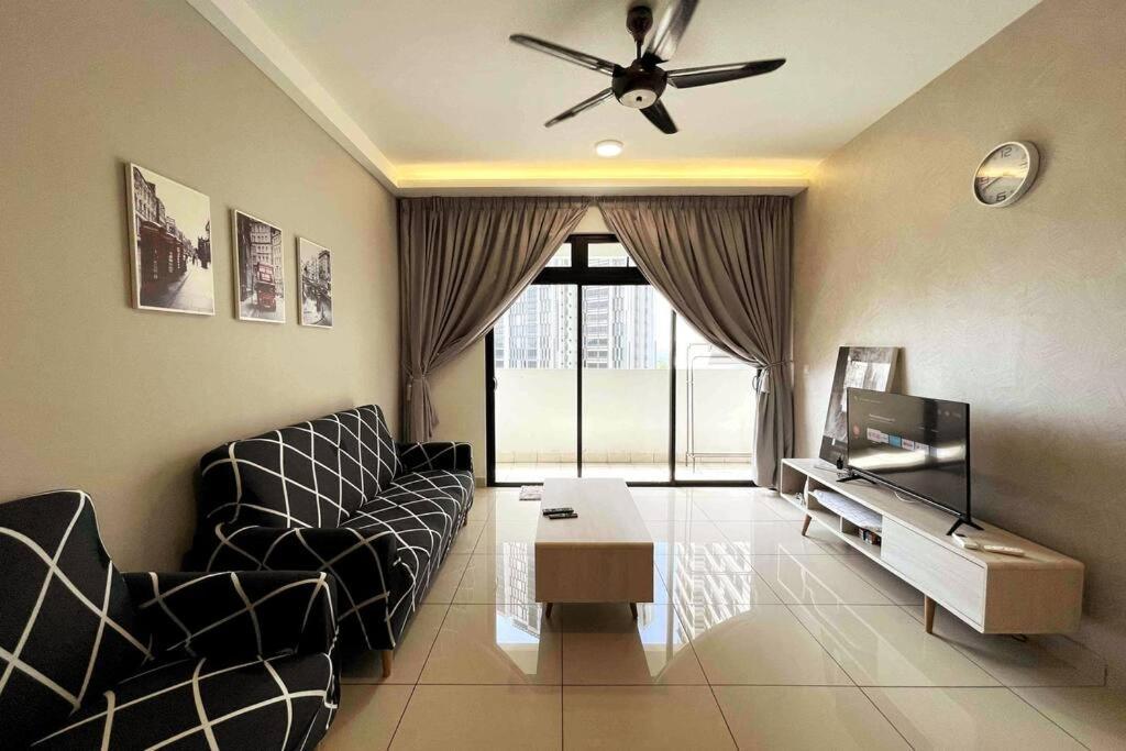 Meridin Medini By Wp Homestay Nusajaya  Dış mekan fotoğraf