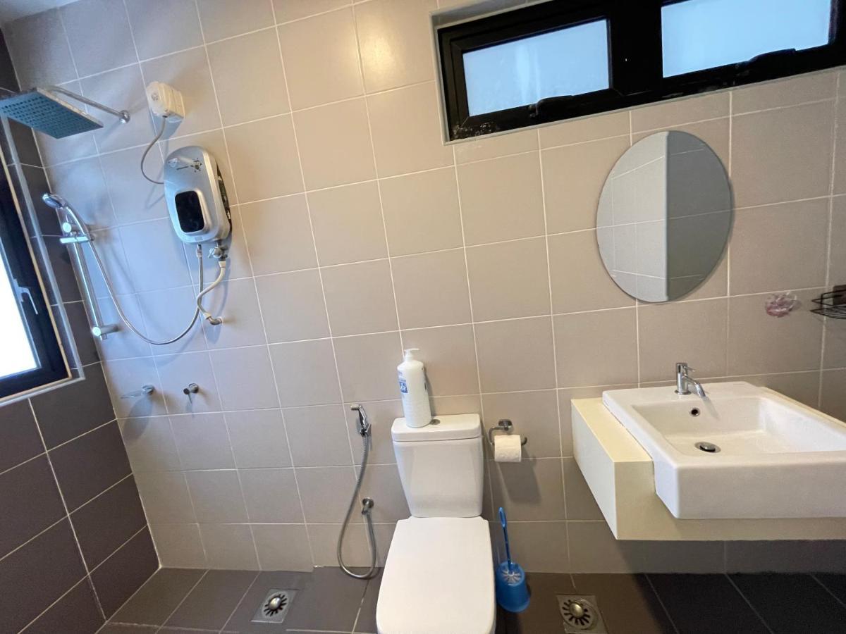 Meridin Medini By Wp Homestay Nusajaya  Dış mekan fotoğraf