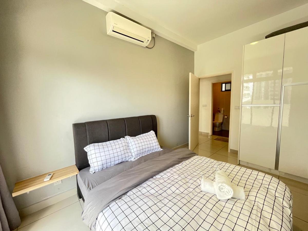 Meridin Medini By Wp Homestay Nusajaya  Dış mekan fotoğraf