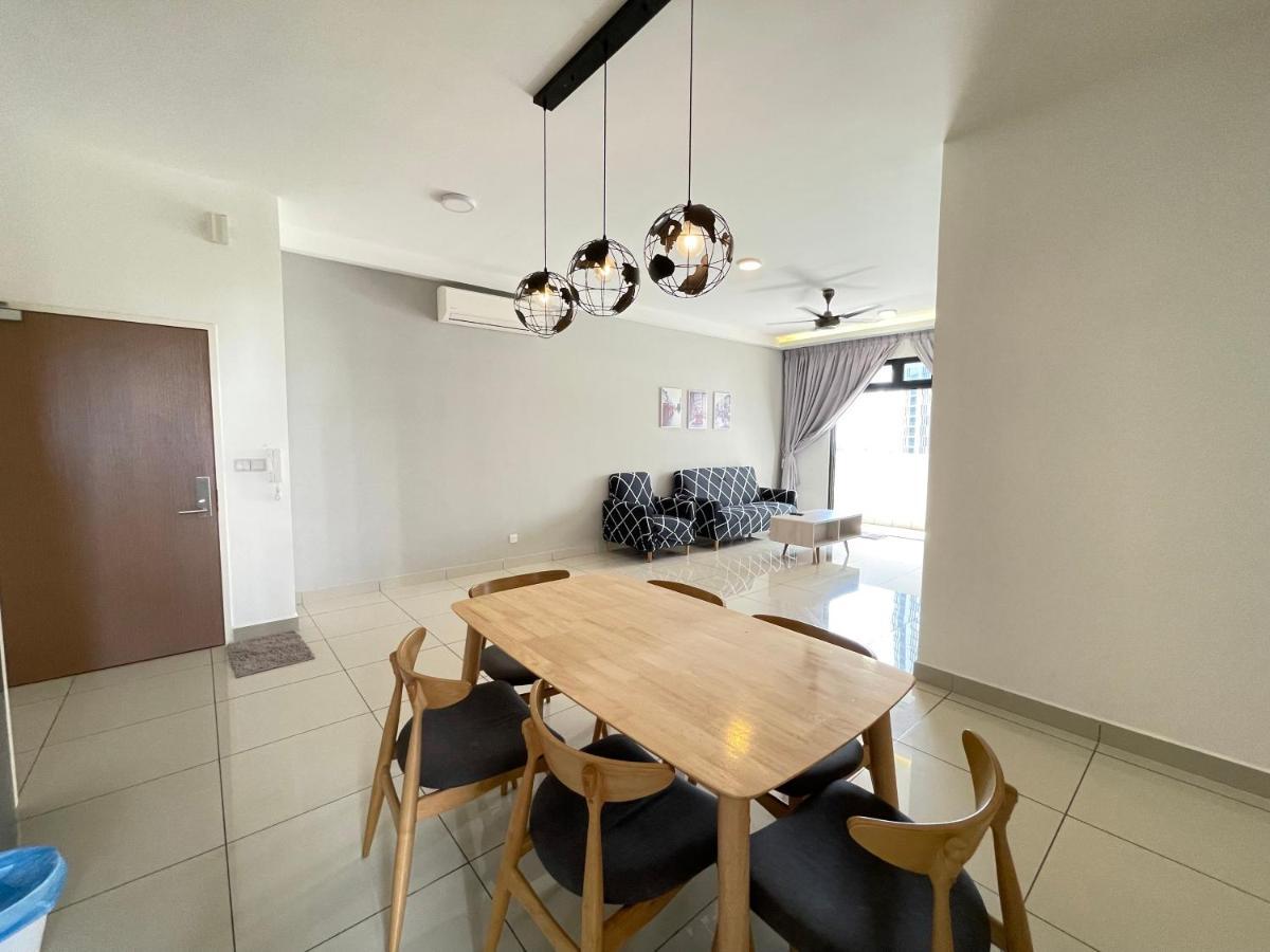 Meridin Medini By Wp Homestay Nusajaya  Dış mekan fotoğraf