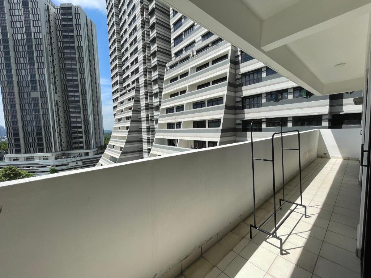 Meridin Medini By Wp Homestay Nusajaya  Dış mekan fotoğraf