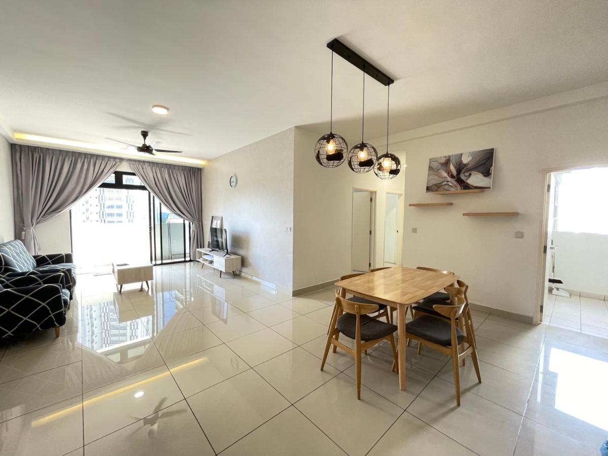 Meridin Medini By Wp Homestay Nusajaya  Dış mekan fotoğraf