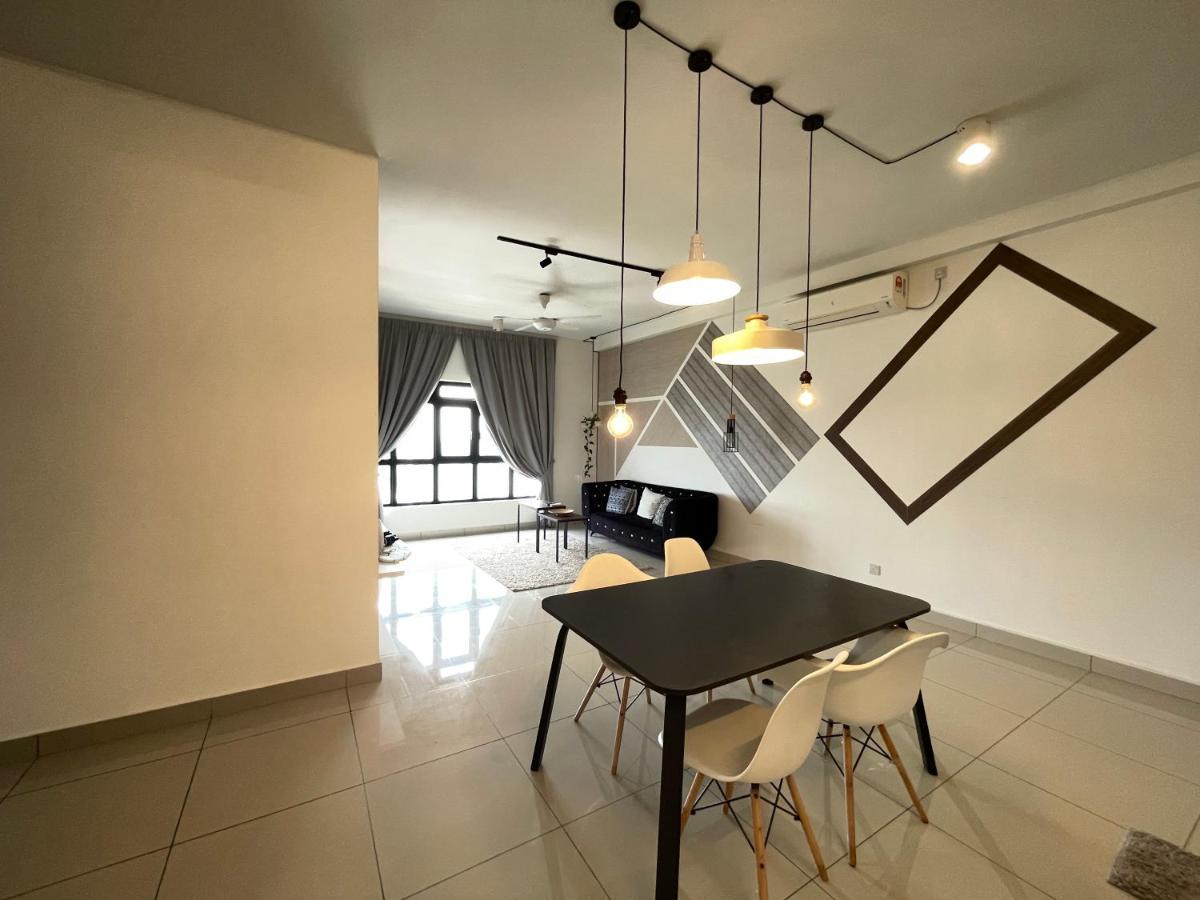 Meridin Medini By Wp Homestay Nusajaya  Dış mekan fotoğraf